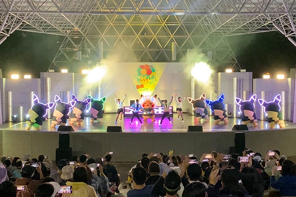 皮卡丘夜間表演 in 台北