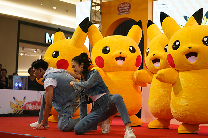 Pikachu Parade & Dance Show