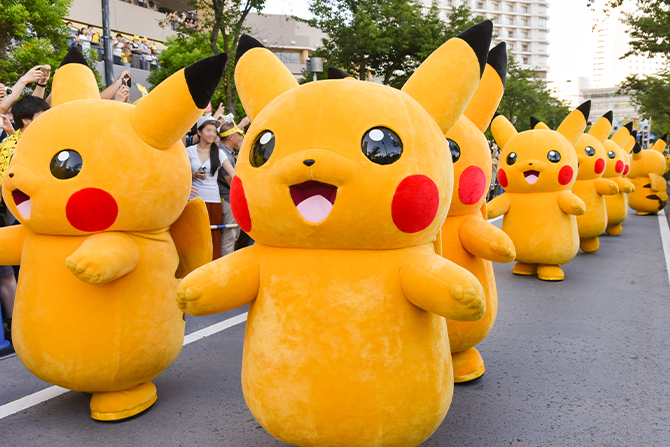 Pikachu Parade & Mini Dance Show